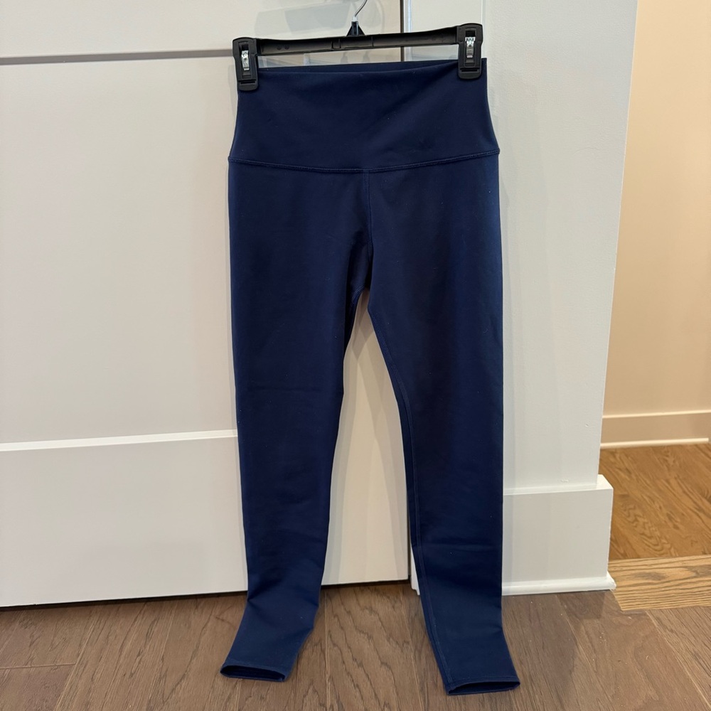 ALO Yoga Women’s Navy Leggings